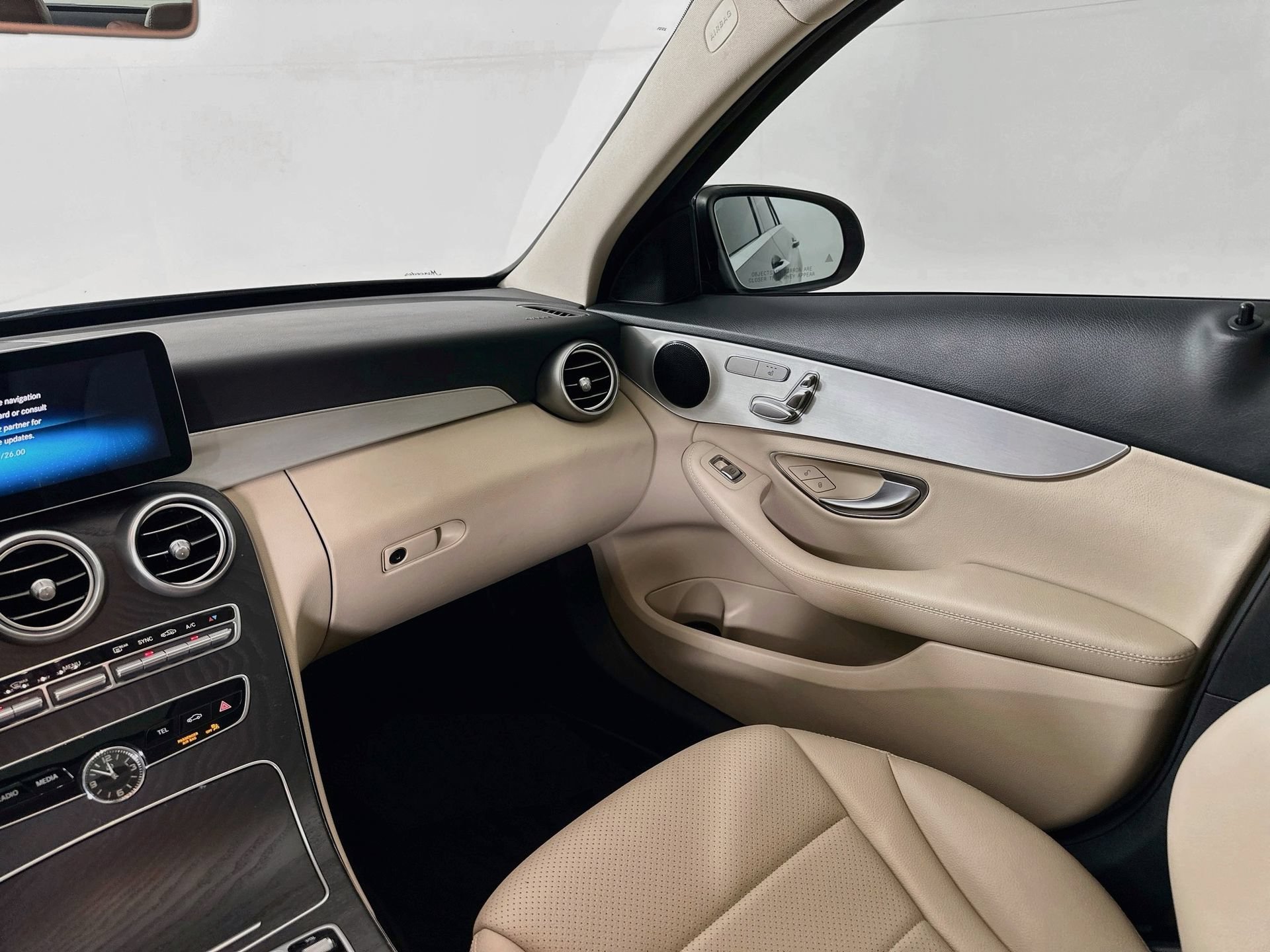Used 2019 Mercedes-Benz C 300 Sedan image 24