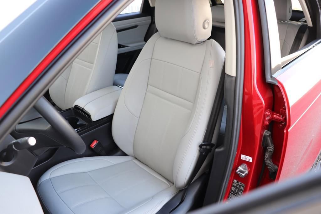 Used 2023 Land Rover Range Rover Evoque S image 18