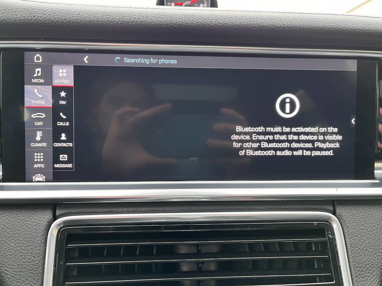 Used 2019 Porsche Panamera 4 image 17