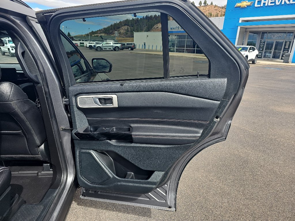 Used 2023 Ford Explorer ST w/ Equipment Group 401A AWD/4WD image 23