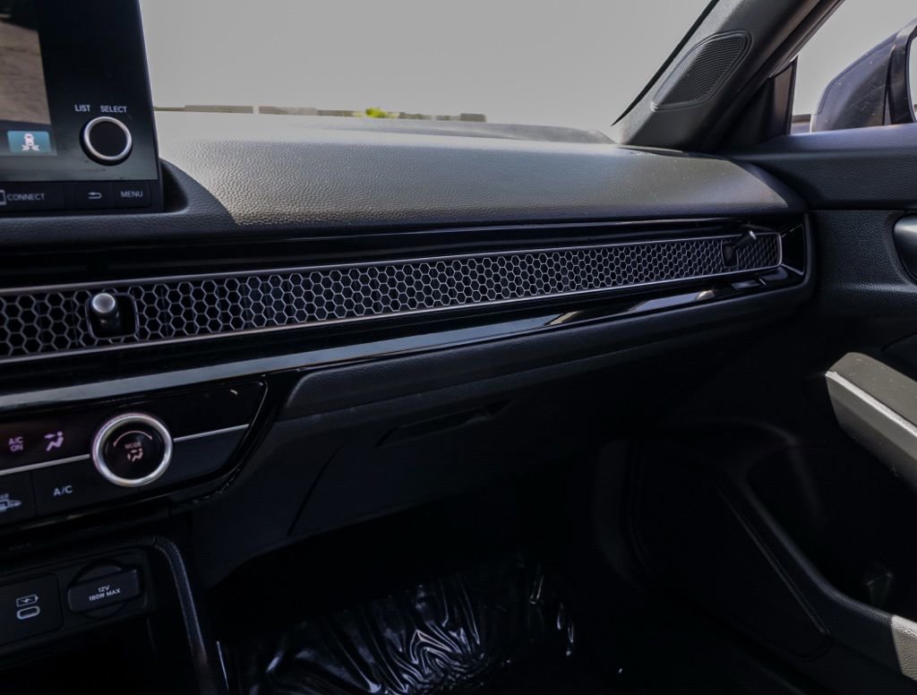 Used 2025 Honda Civic Sport image 28