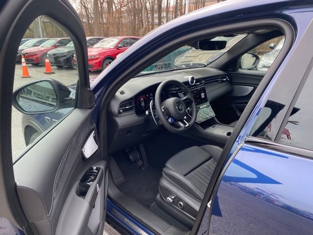 New 2025 Maserati Grecale Modena image 20