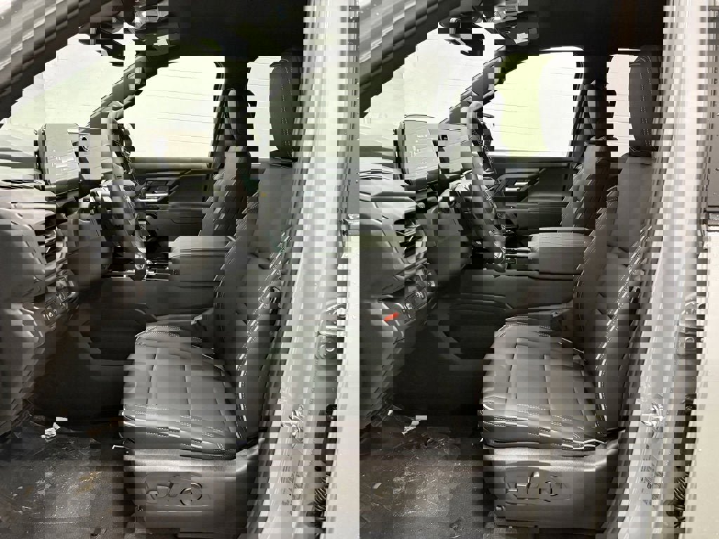 New 2026 Chevrolet Silverado EV LT image 11