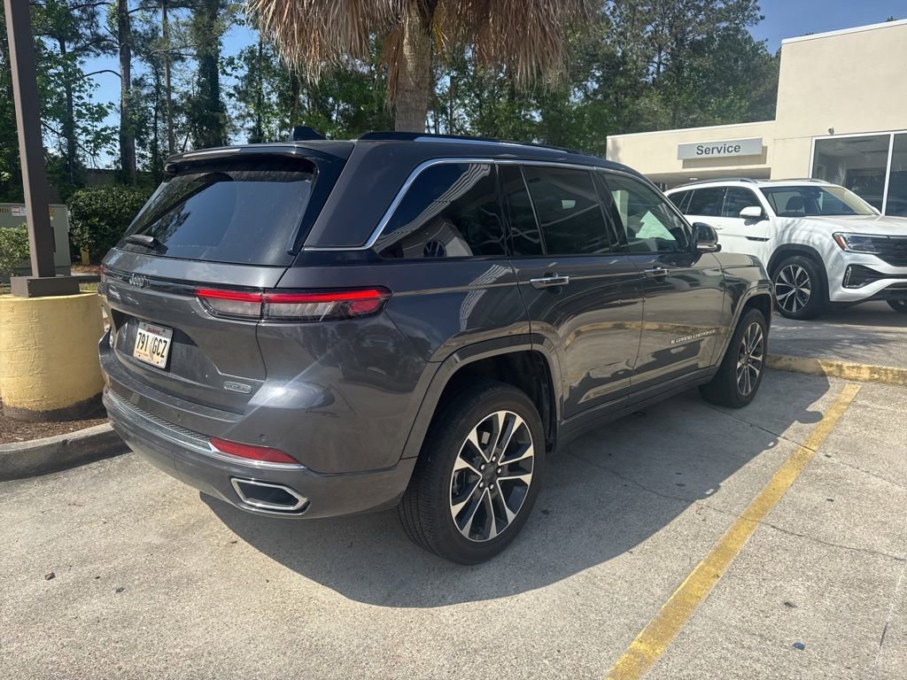 Used 2023 Jeep Grand Cherokee Overland image 4