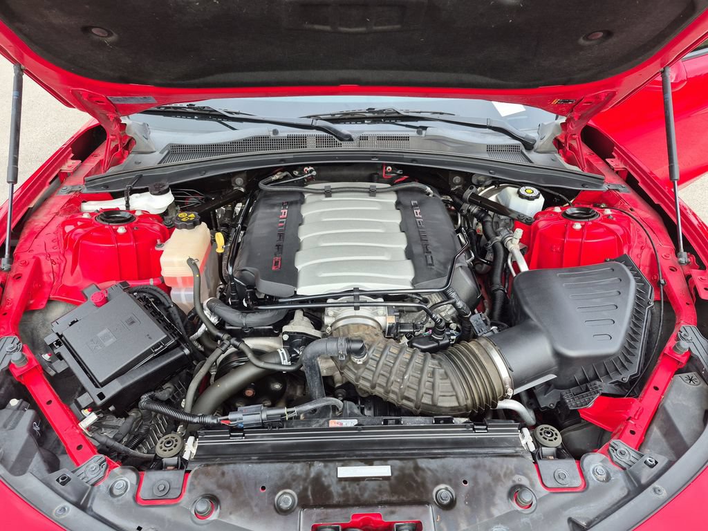Used 2019 Chevrolet Camaro SS RWD image 16