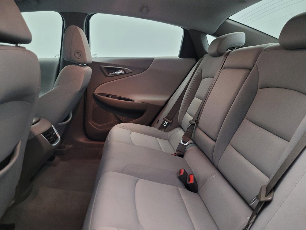 Used 2021 Chevrolet Malibu LT FWD image 18