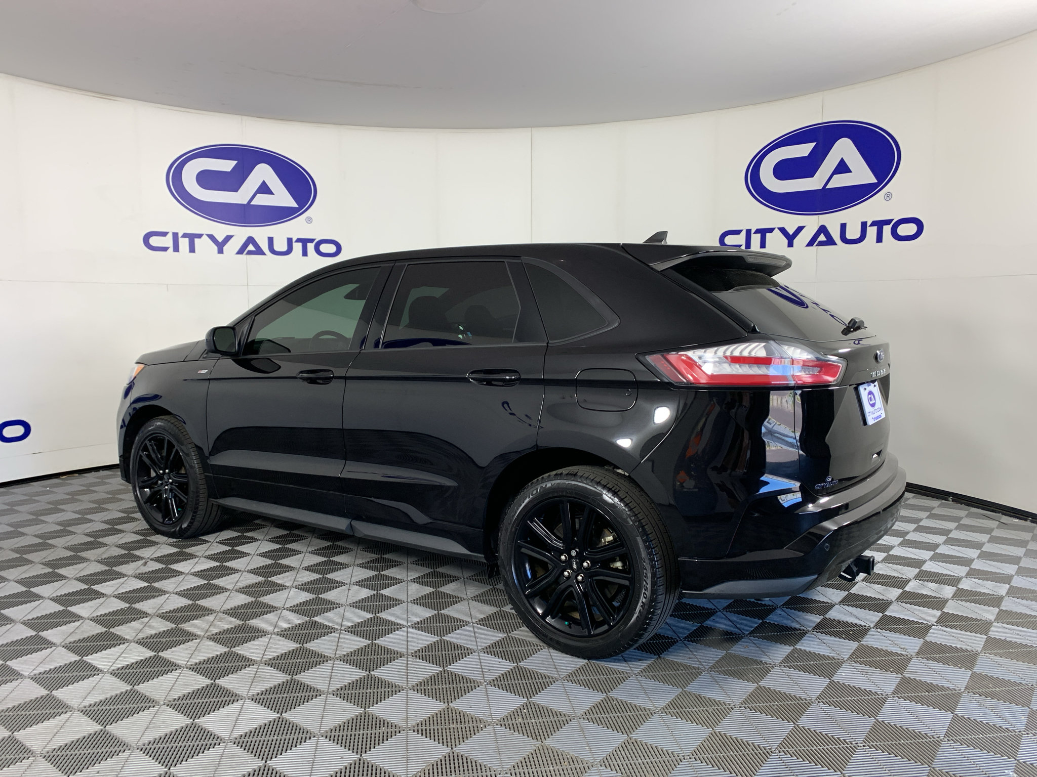 Used 2023 Ford Edge ST-Line AWD/4WD image 5