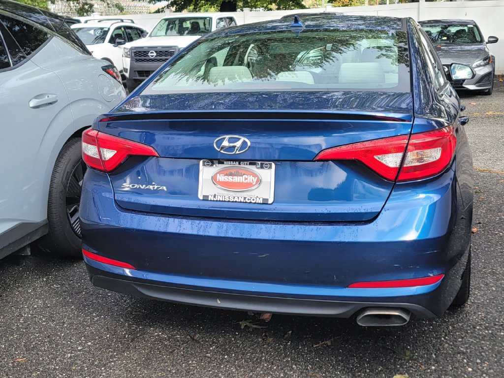 Used 2017 Hyundai Sonata SE FWD image 7