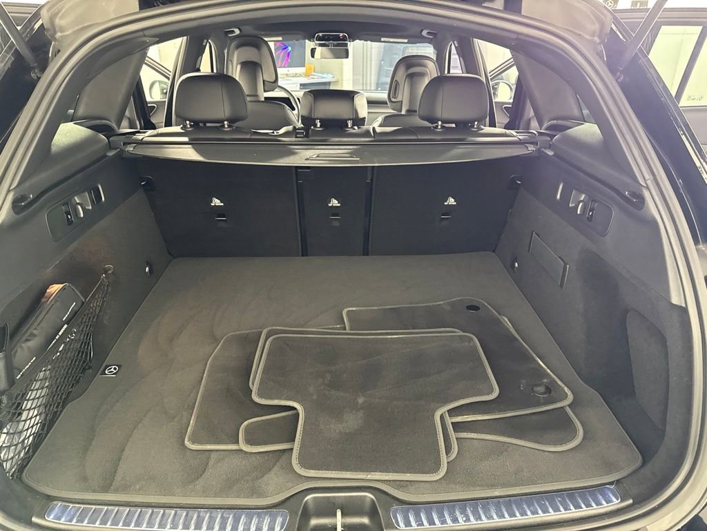 Certified 2025 Mercedes-Benz GLC 300 4MATIC image 27