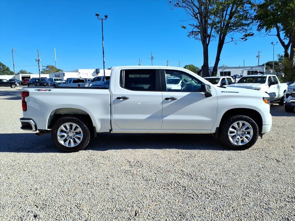 Used 2022 Chevrolet Silverado 1500 Custom image 8