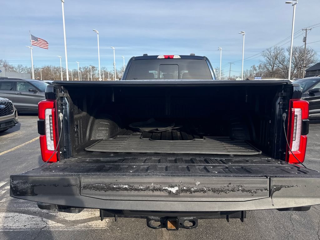 Used 2025 Ford F250 Platinum image 12