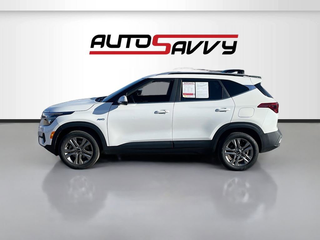 Used 2023 Kia Seltos S w/ Navigation Package image 4