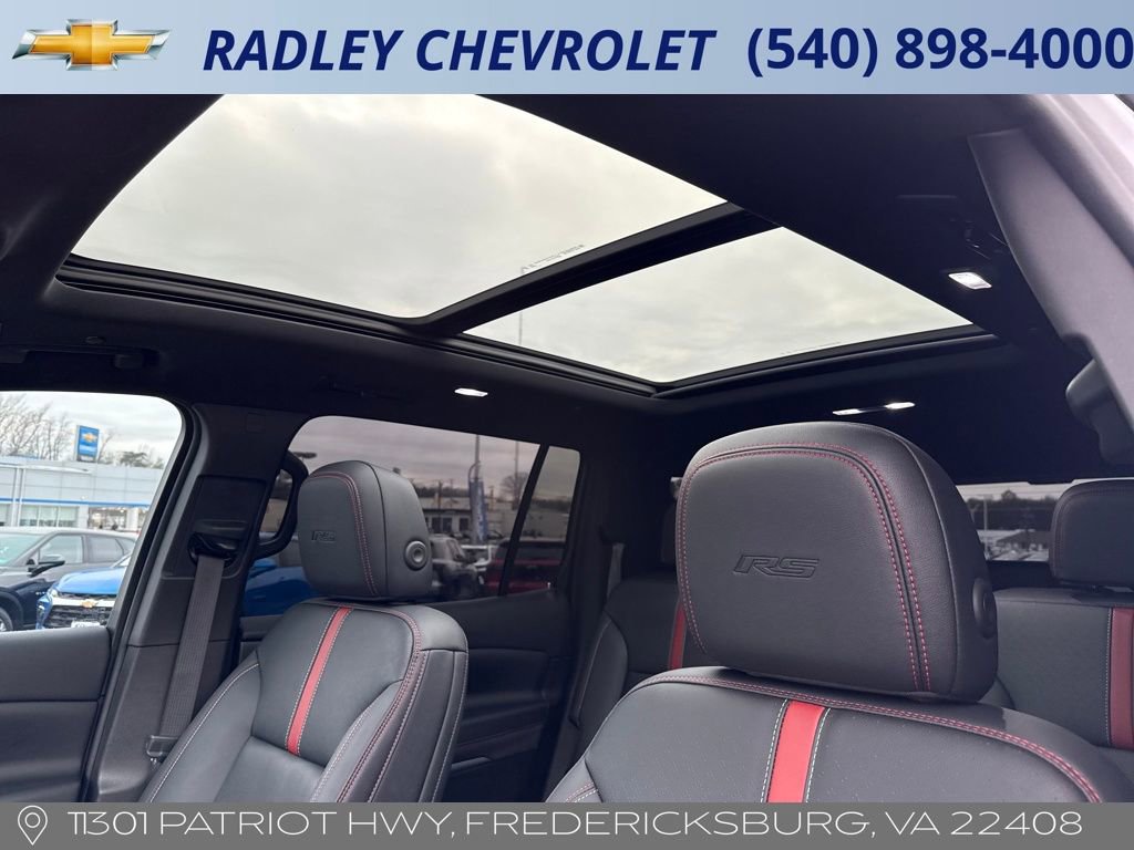Certified 2024 Chevrolet Traverse RS image 11