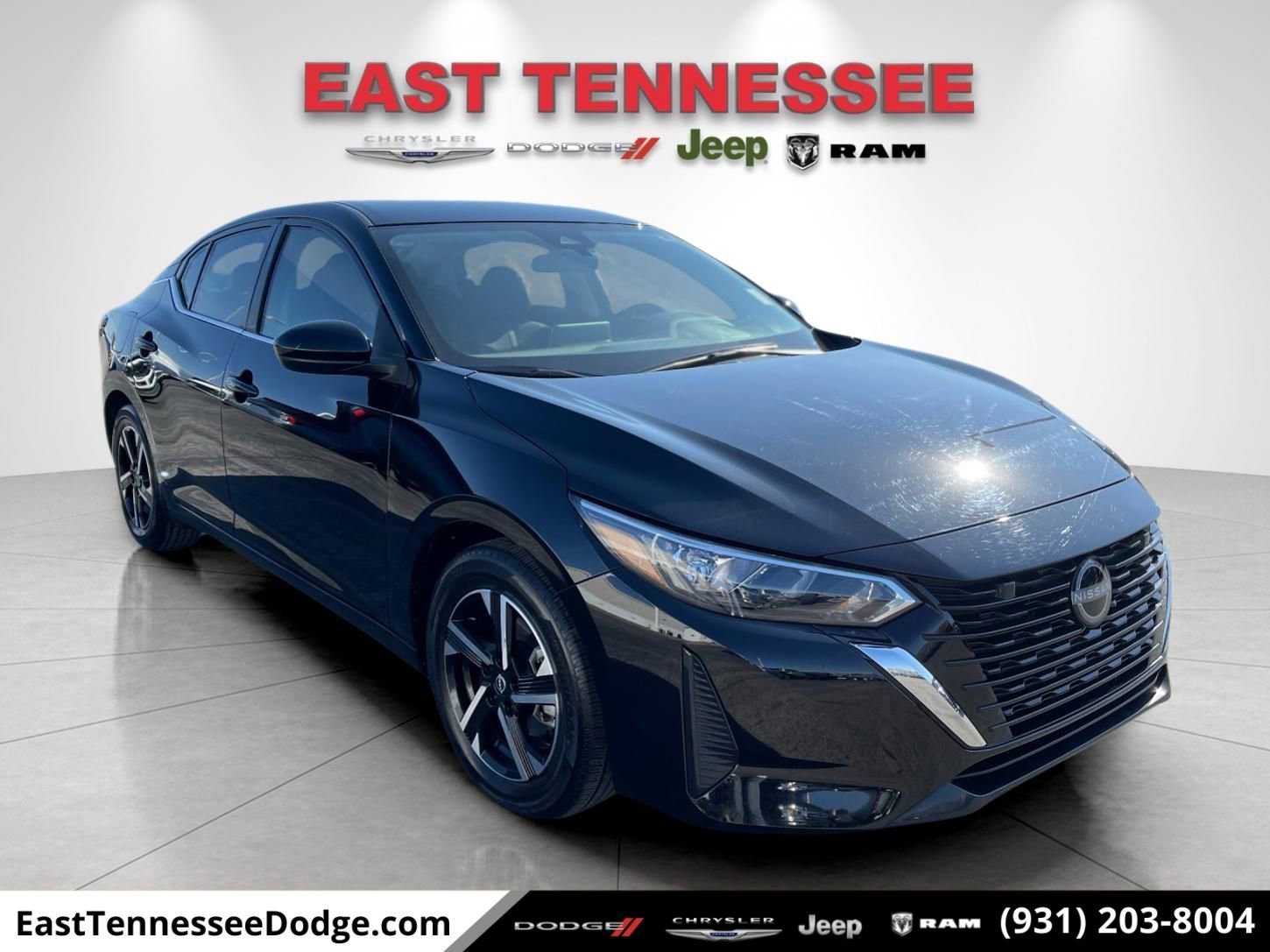 Used 2025 Nissan Sentra SV image 1
