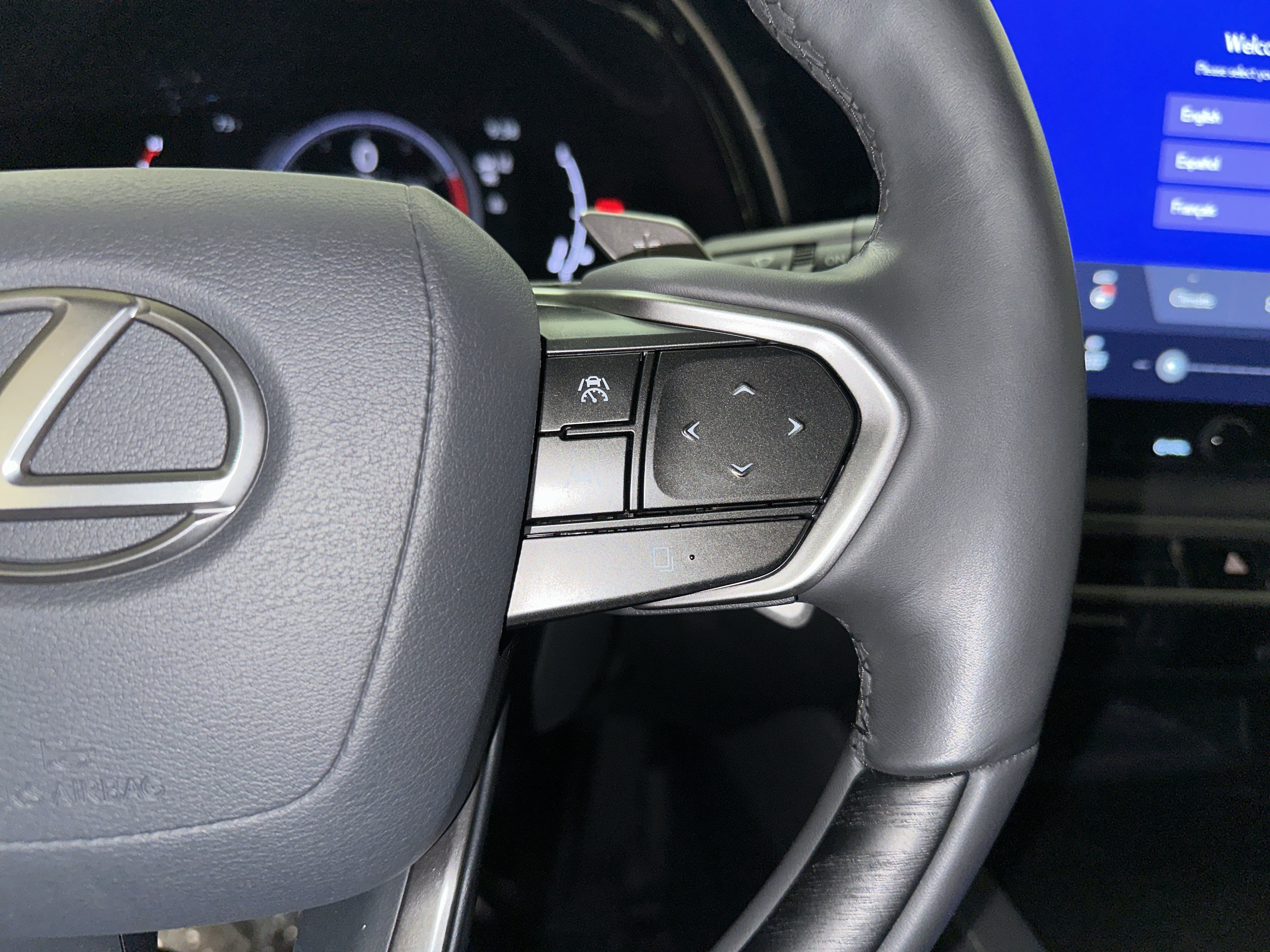 Certified 2024 Lexus RX 350 AWD w/ Convenience Package image 20