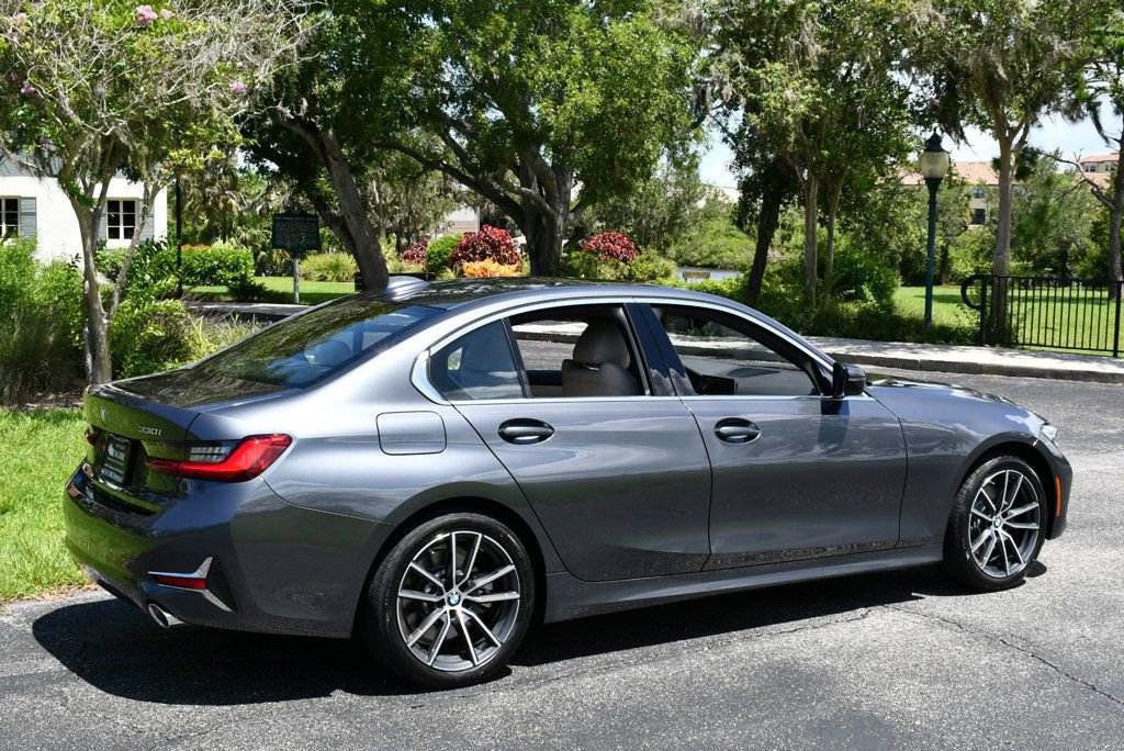 Used 2020 BMW 330i Sedan w/ Premium Package image 29