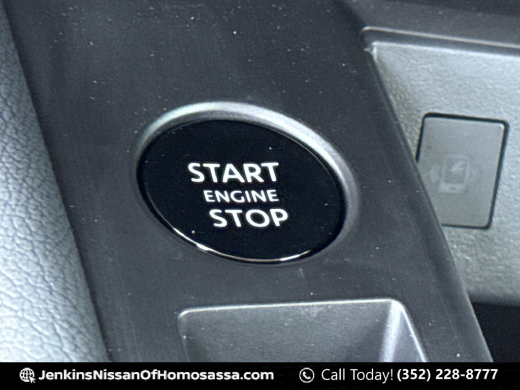 New 2026 Nissan Kicks SR FWD image 40