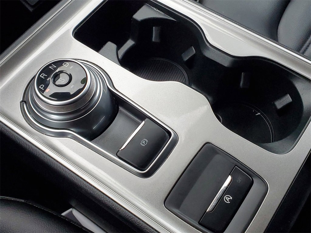 Used 2024 Ford Edge SEL image 18