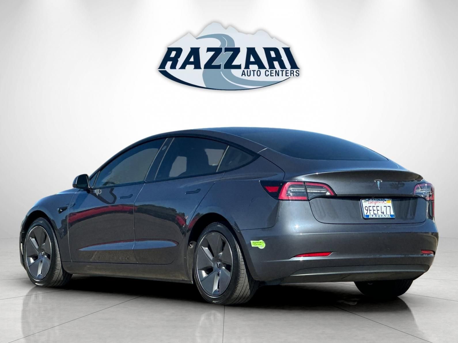 Used 2023 Tesla Model 3 Standard Range RWD image 5