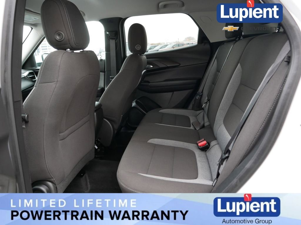 Used 2025 Chevrolet TrailBlazer LT image 16