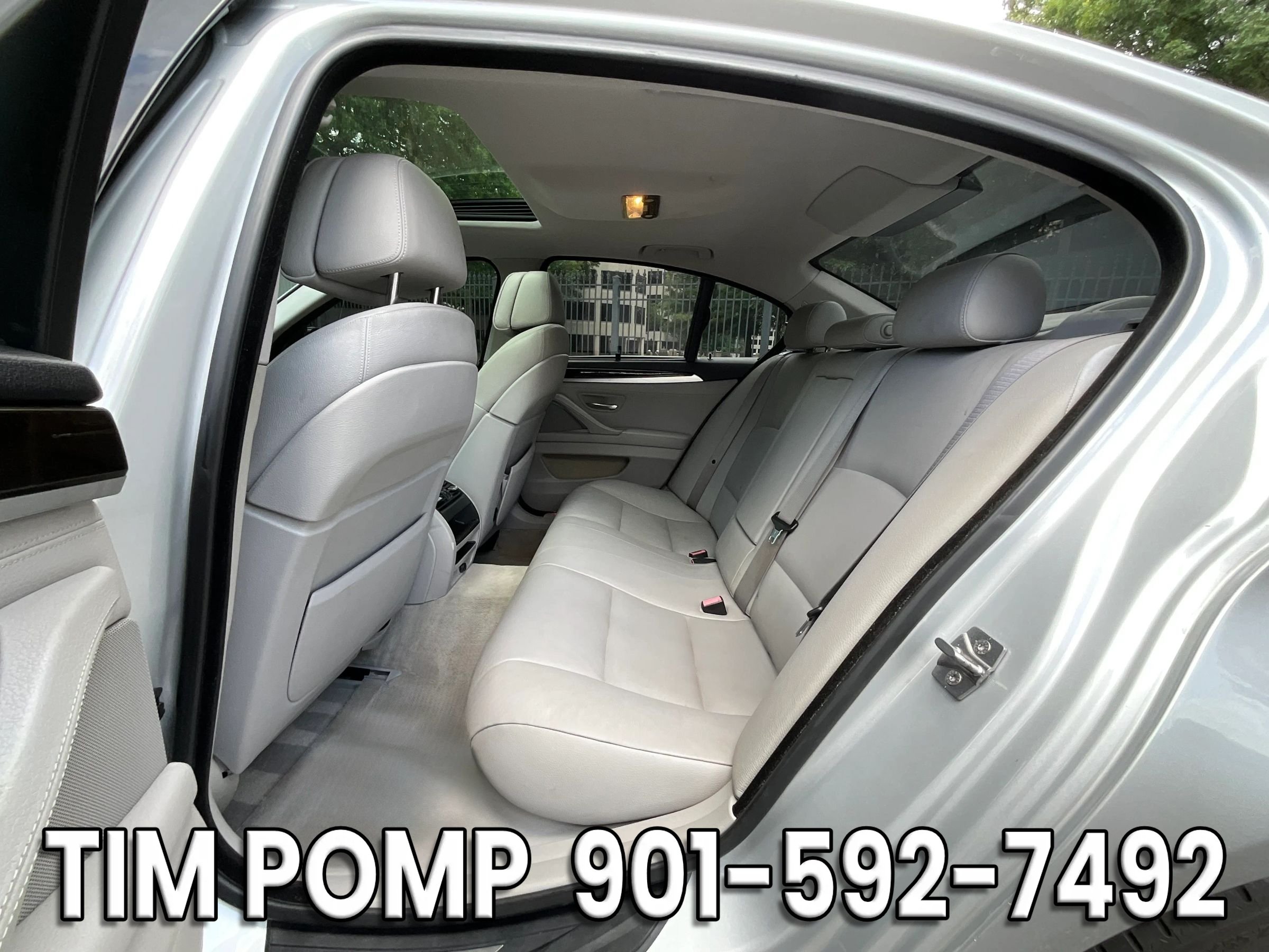 Used 2011 BMW 550i Sedan RWD image 13