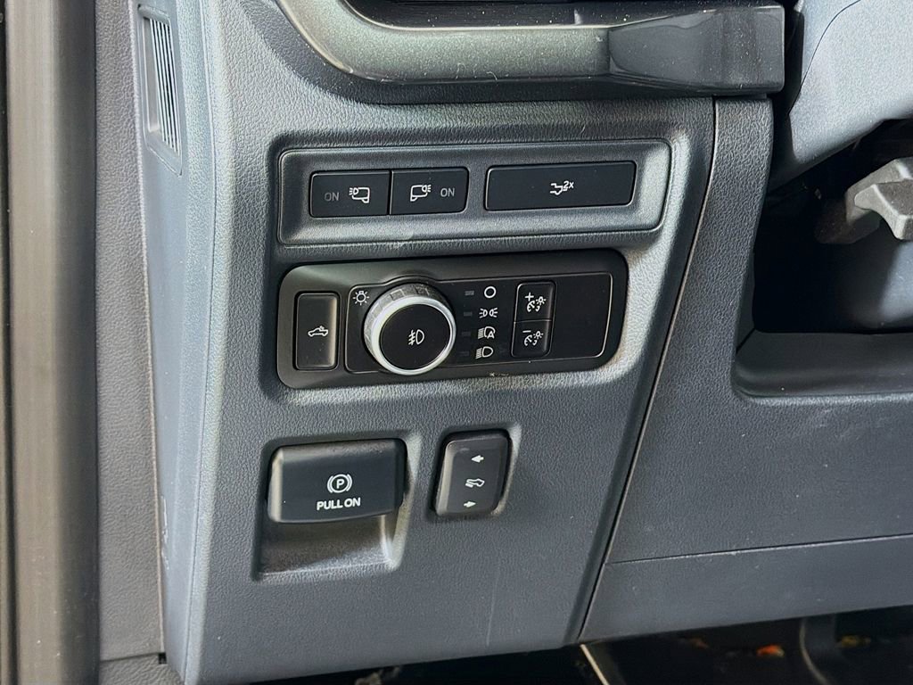 Used 2023 Ford F150 XLT AWD/4WD image 29