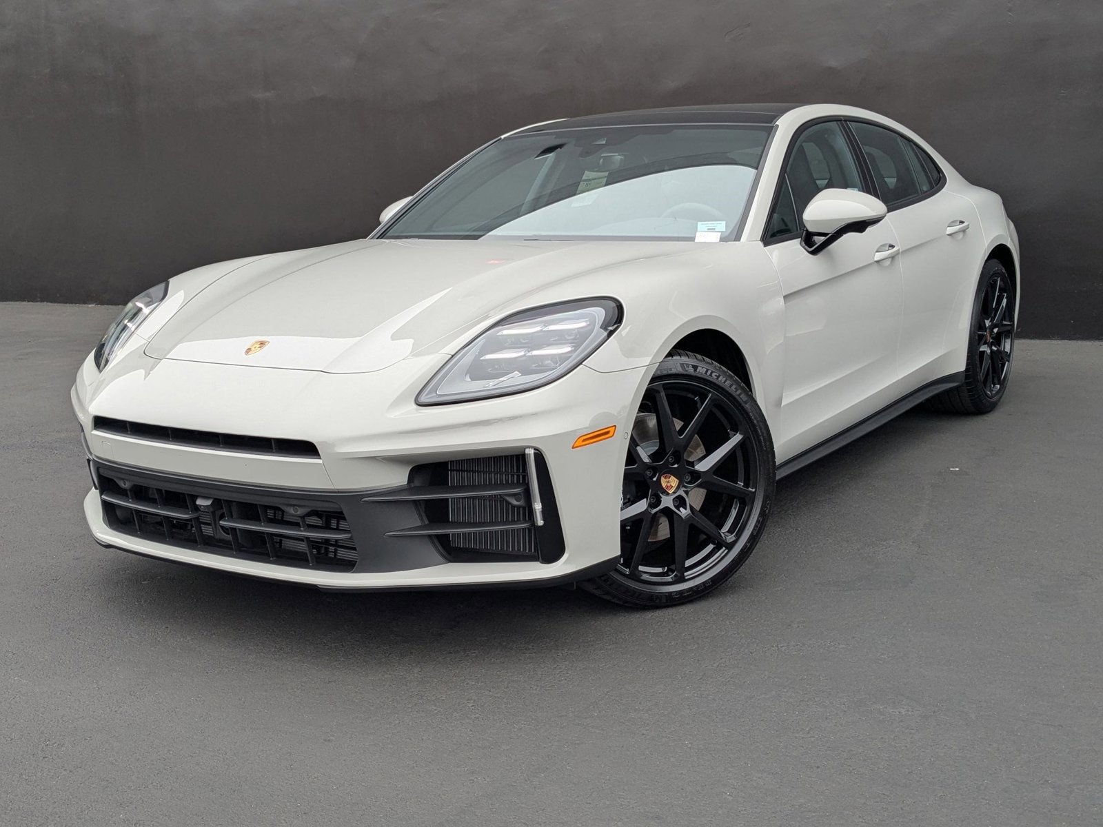 New 2025 Porsche Panamera