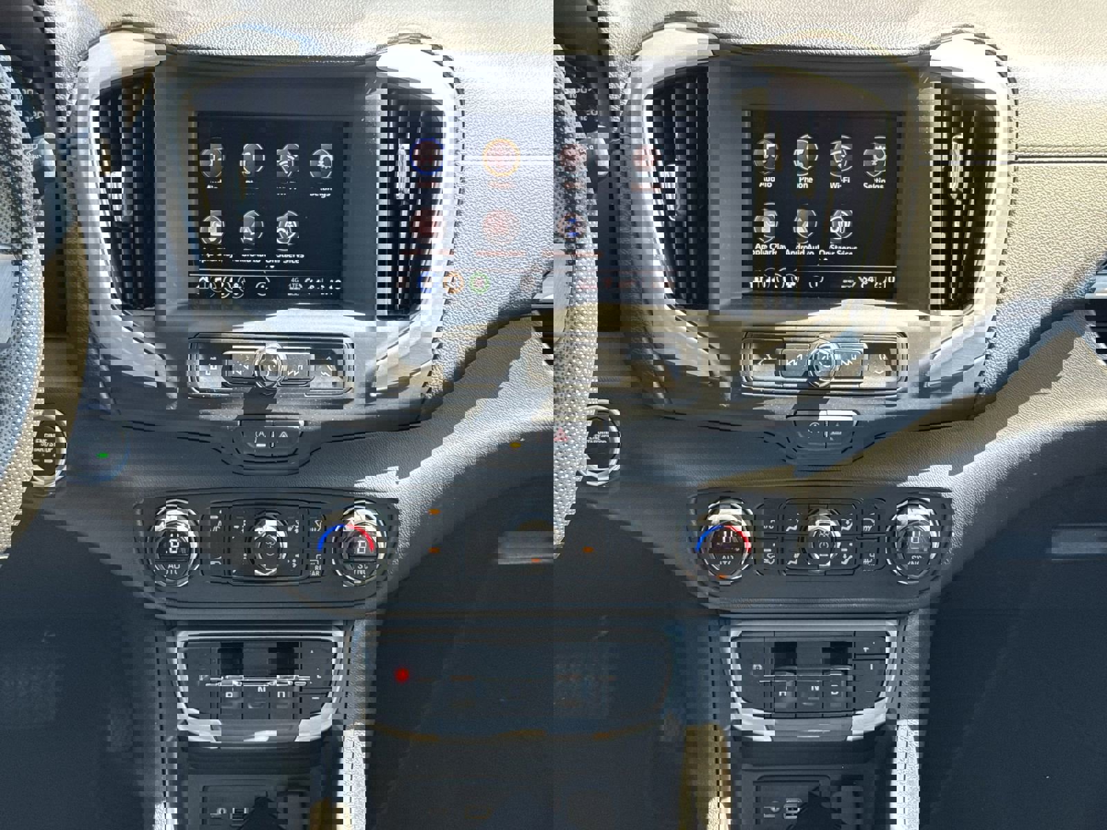 Certified 2024 GMC Terrain SLE w/ Driver Convenience Package image 29