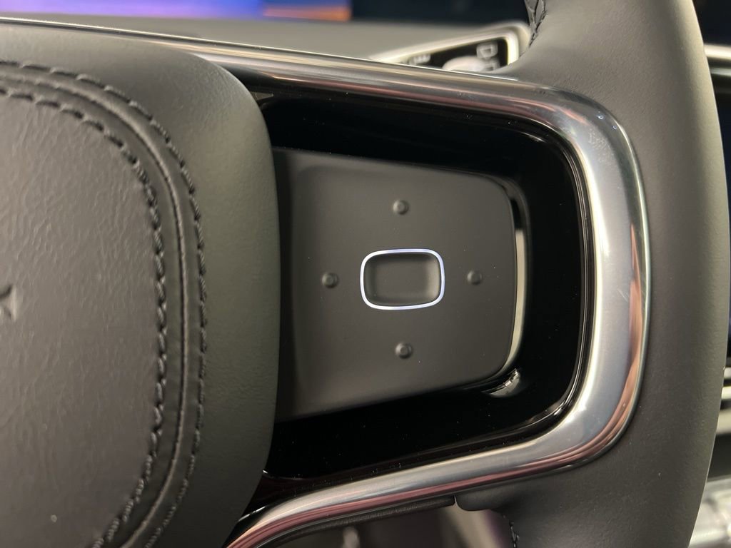 Used 2026 Lincoln Nautilus Premier w/ Equipment Group 102A image 21