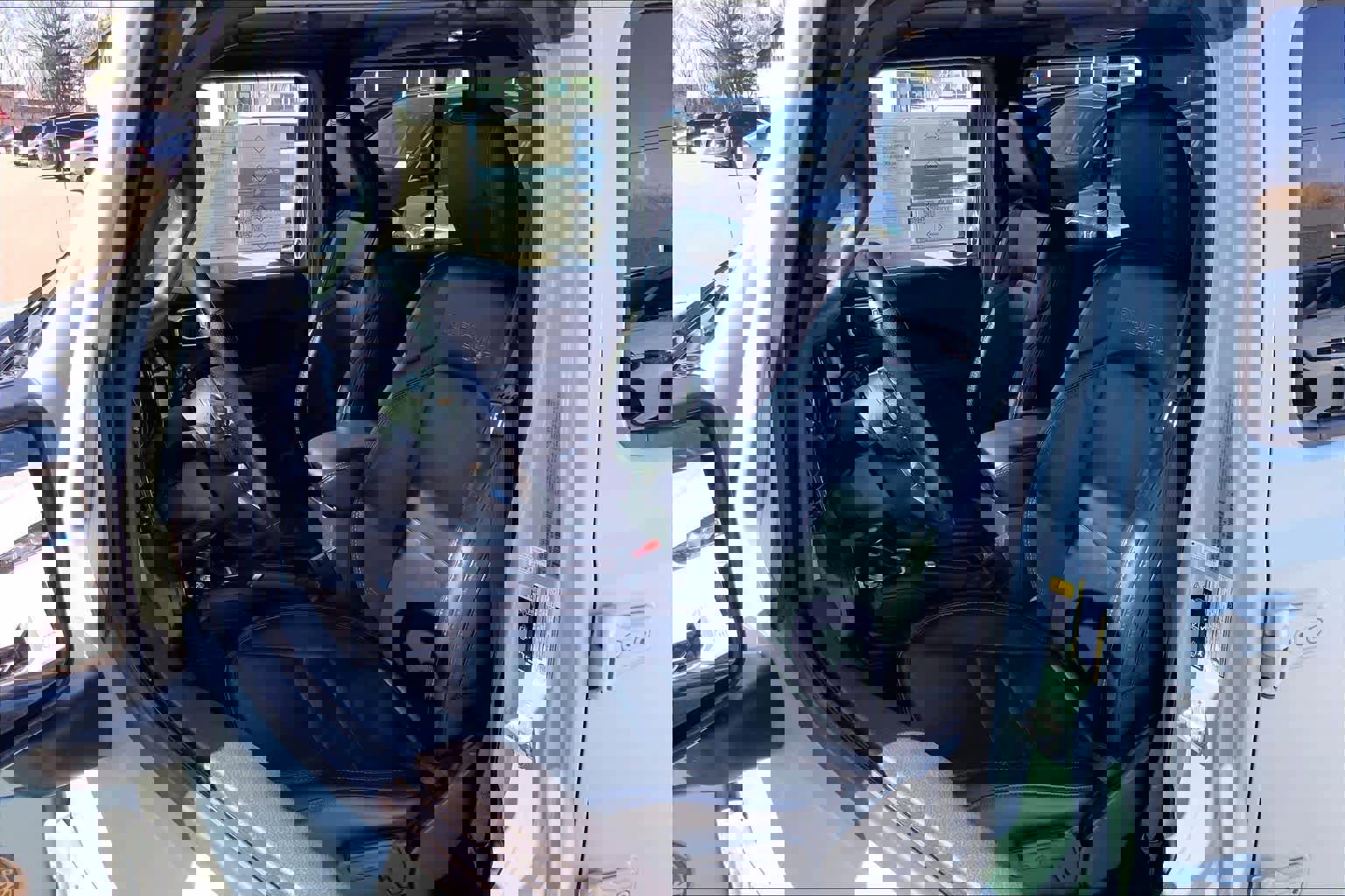 Used 2023 Jeep Wrangler Unlimited Rubicon 392 w/ Xtreme Recon 35" Tire Package image 7