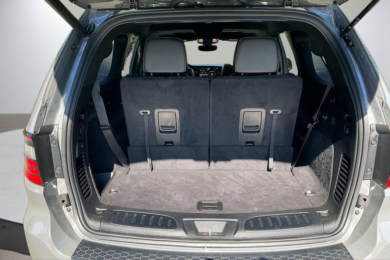 Used 2022 Dodge Durango R/T w/ Blacktop Package AWD/4WD image 28