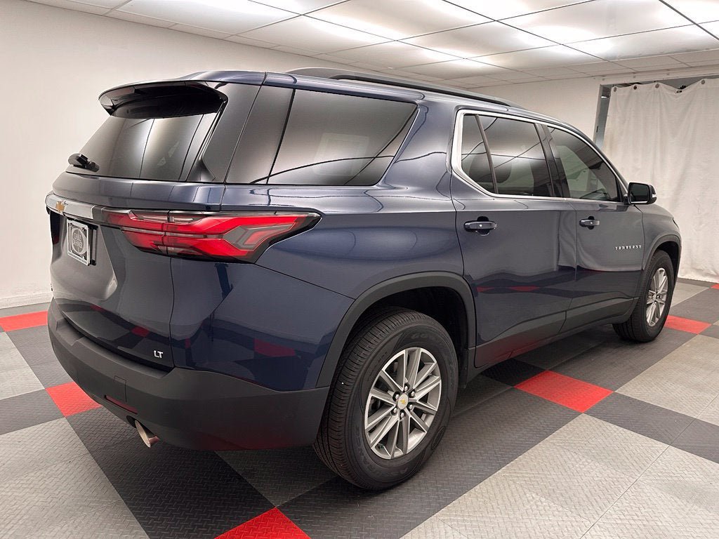 Used 2023 Chevrolet Traverse LT AWD/4WD image 6