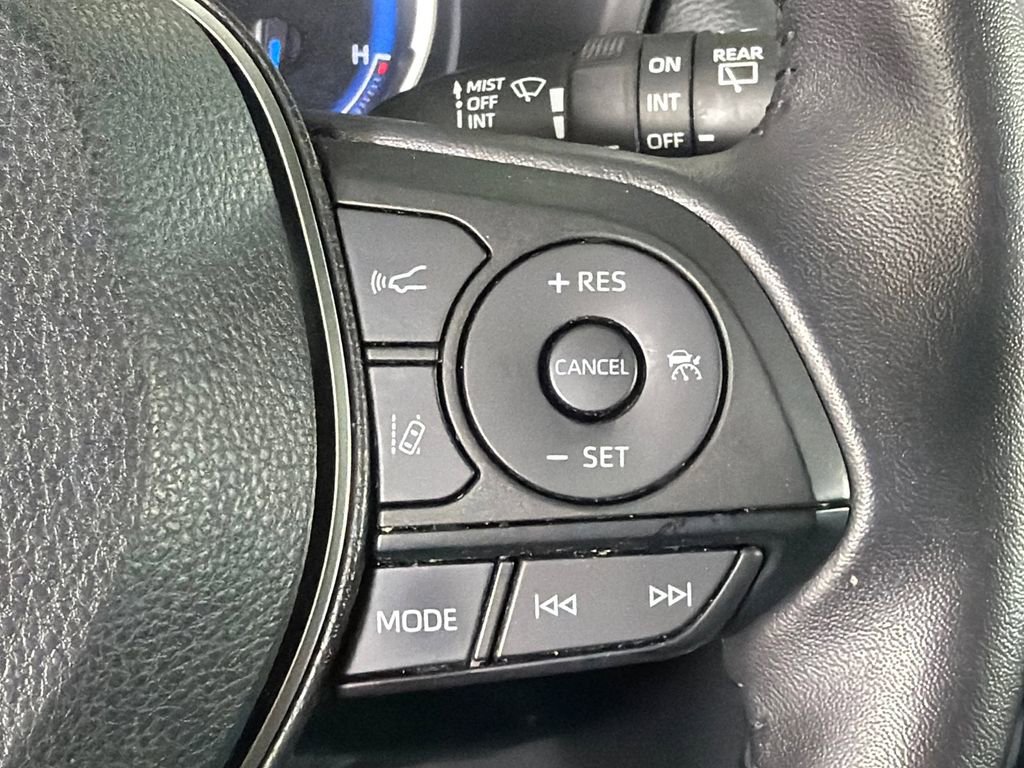 Used 2022 Toyota RAV4 XSE image 27