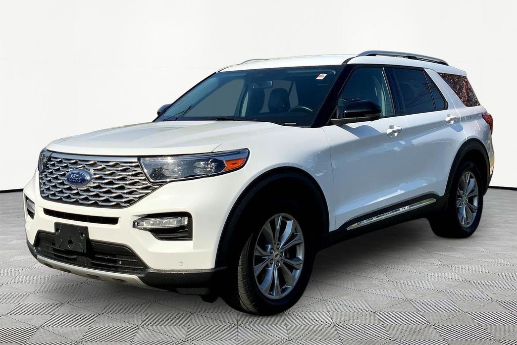 Used 2022 Ford Explorer Limited w/ Equipment Group 301A image 3