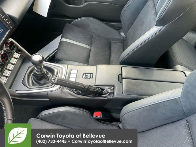 New 2025 Toyota GR86 Premium image 17