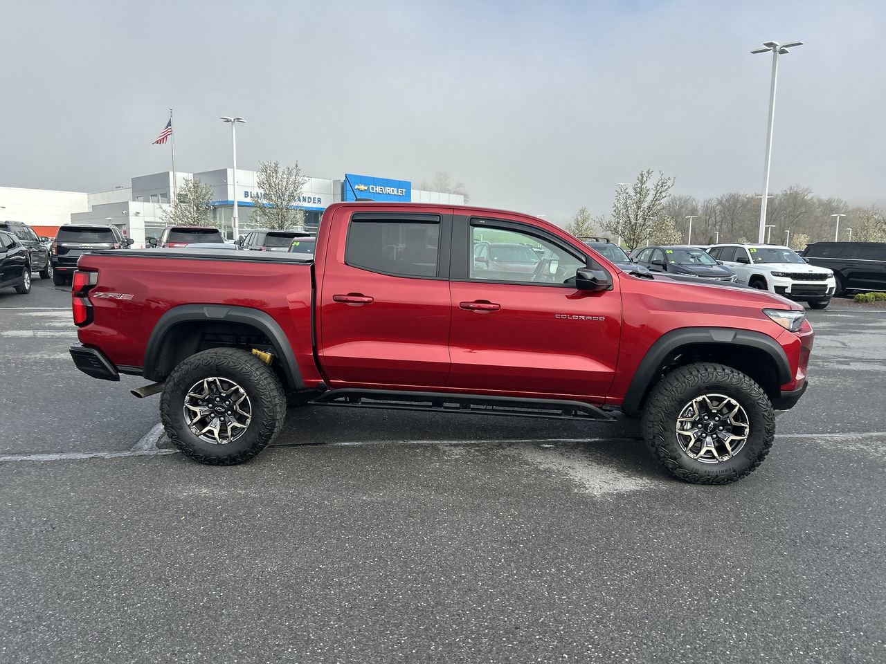 Used 2024 Chevrolet Colorado ZR2 w/ ZR2 Convenience Package III AWD/4WD image 8