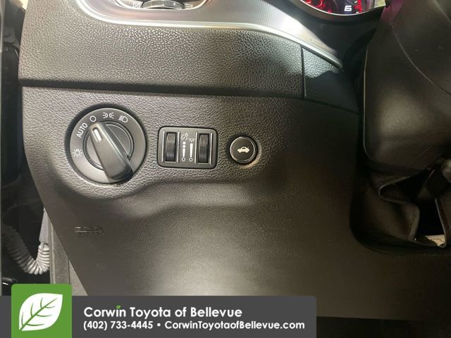 Used 2021 Dodge Charger SXT w/ Leather Interior Group image 20