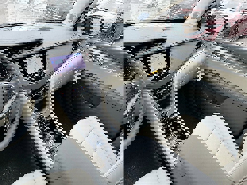 New 2025 Cadillac XT5 Premium Luxury image 25