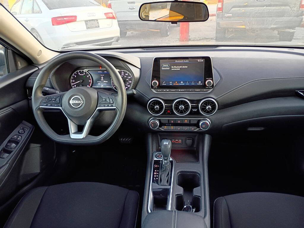 Used 2024 Nissan Sentra SV image 17