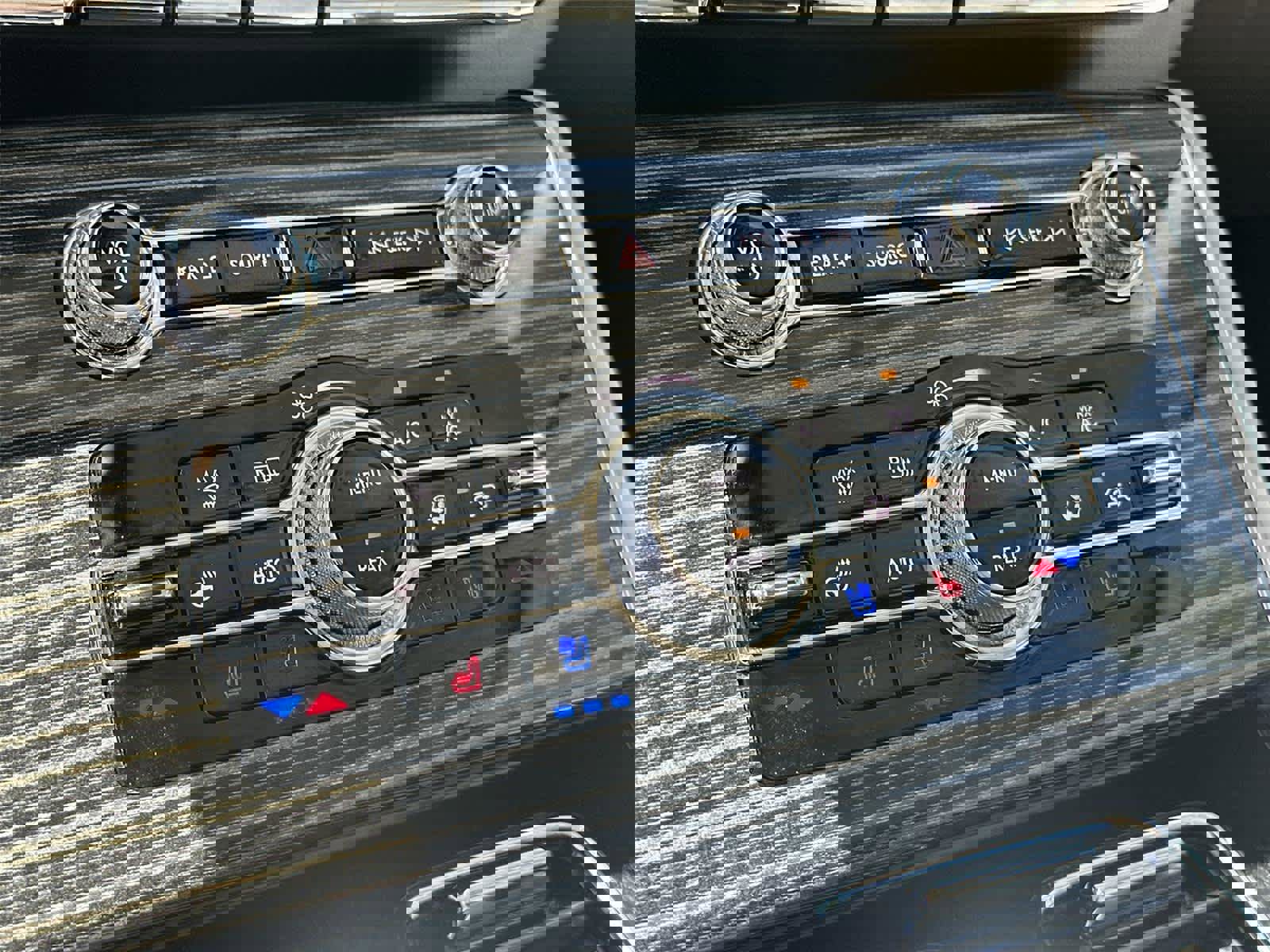 Used 2023 Lincoln Aviator Black Label w/ Dynamic Handling Package image 26