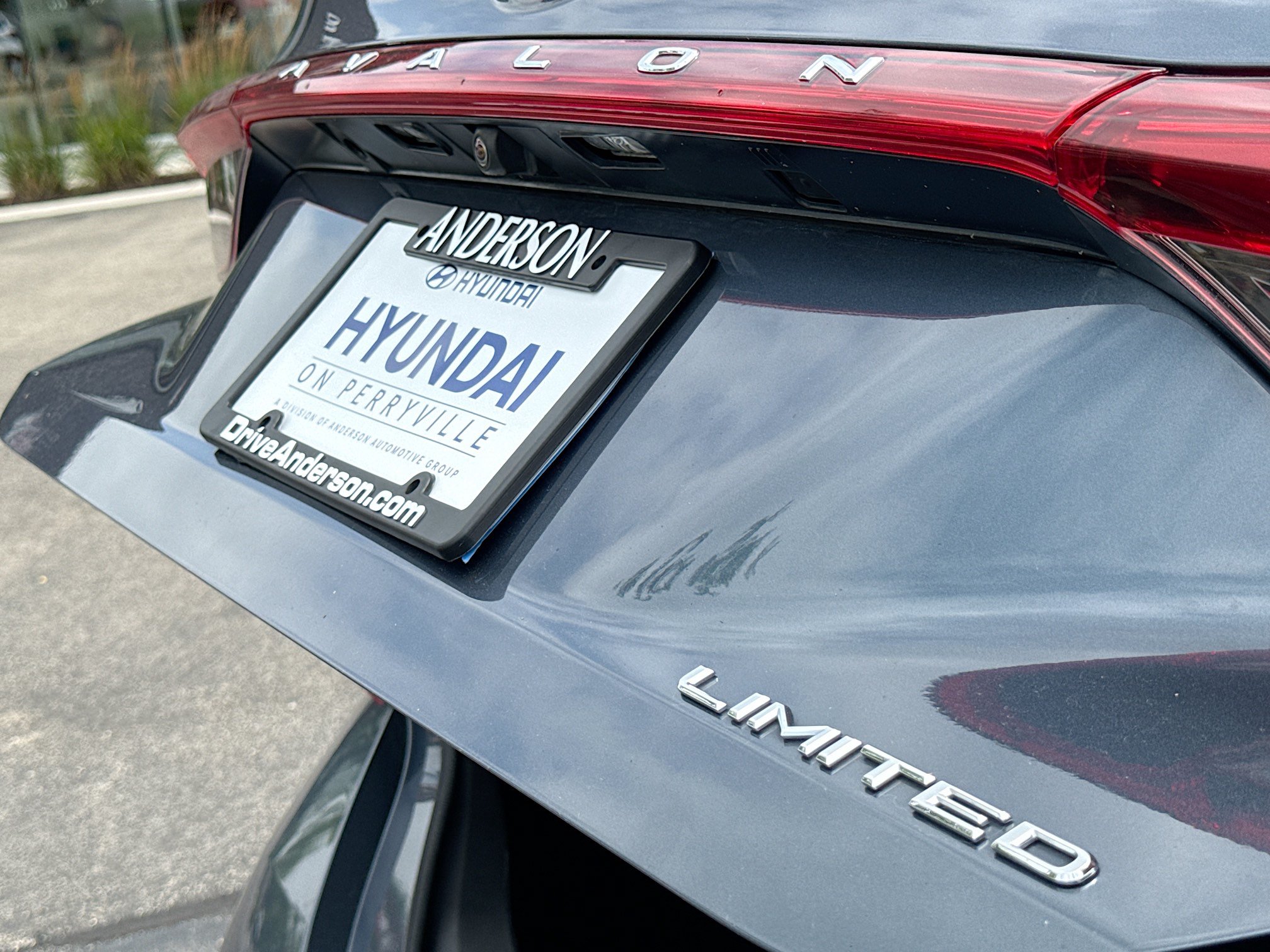 Used 2019 Toyota Avalon Limited w/ Advanced Safety Package FWD image 14