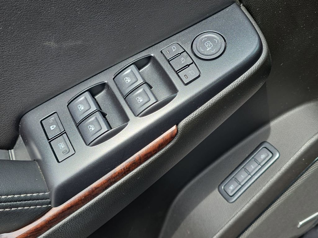 Used 2019 GMC Yukon XL SLT AWD/4WD image 31