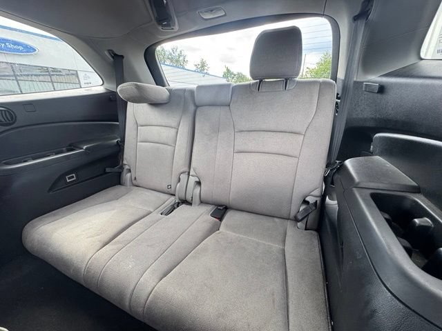 Used 2021 Honda Pilot EX image 11