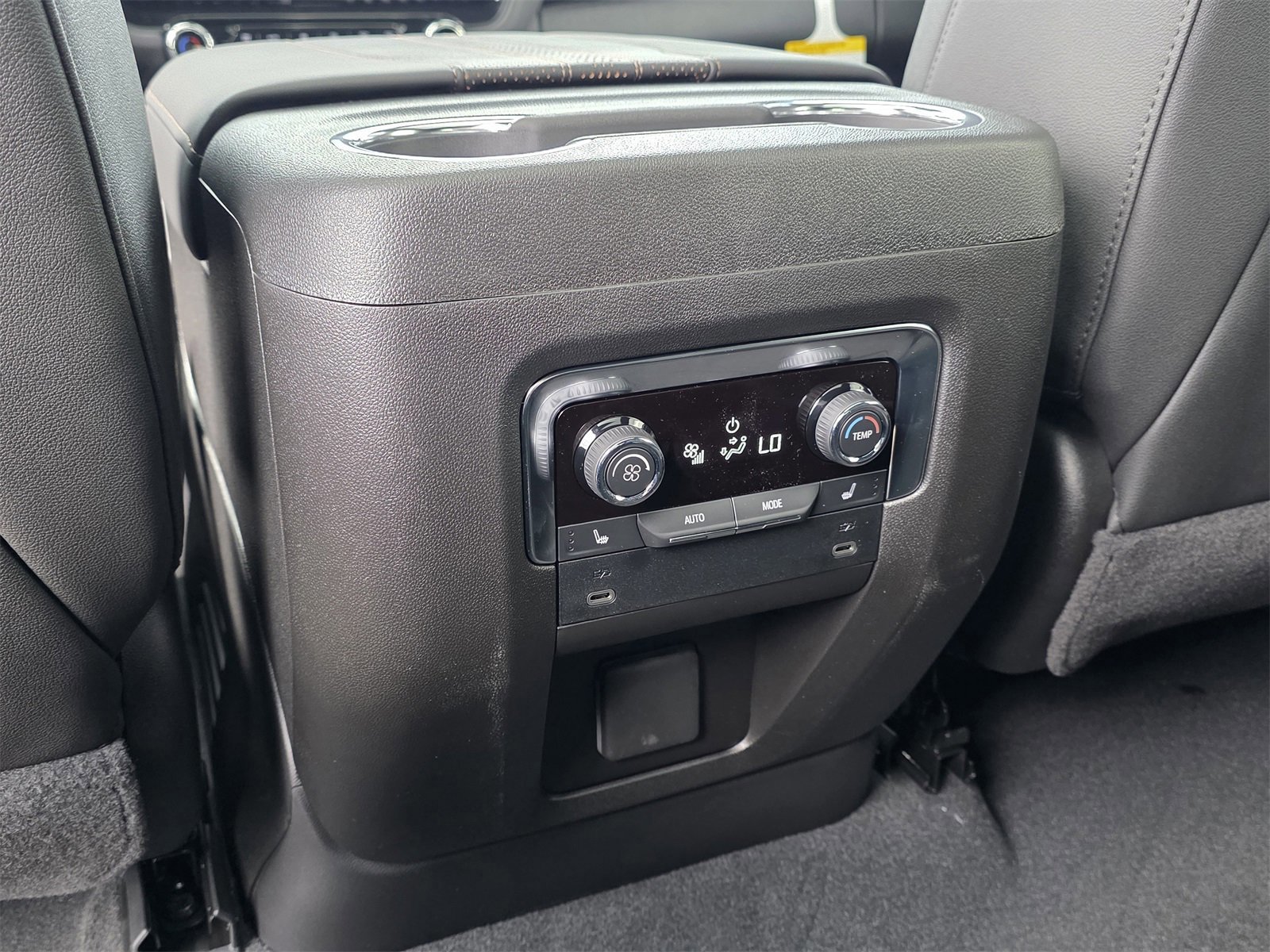 New 2026 Chevrolet Tahoe High Country image 23