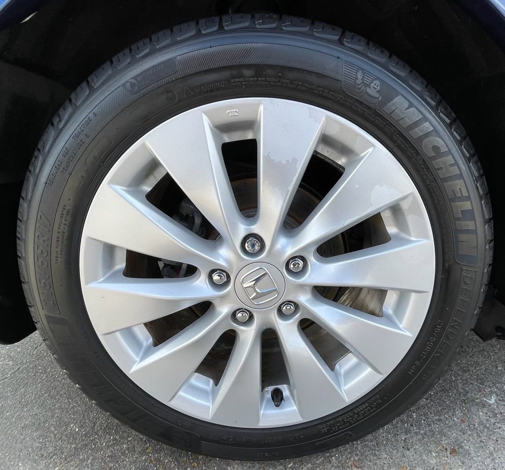Used 2013 Honda Accord EX-L image 17