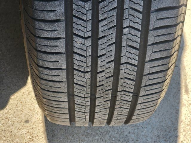 Used 2019 Chevrolet Equinox LT image 18