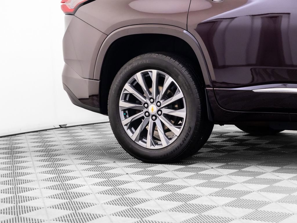 Used 2023 Chevrolet Traverse Premier w/ LPO, Floor Liner Package AWD/4WD image 41