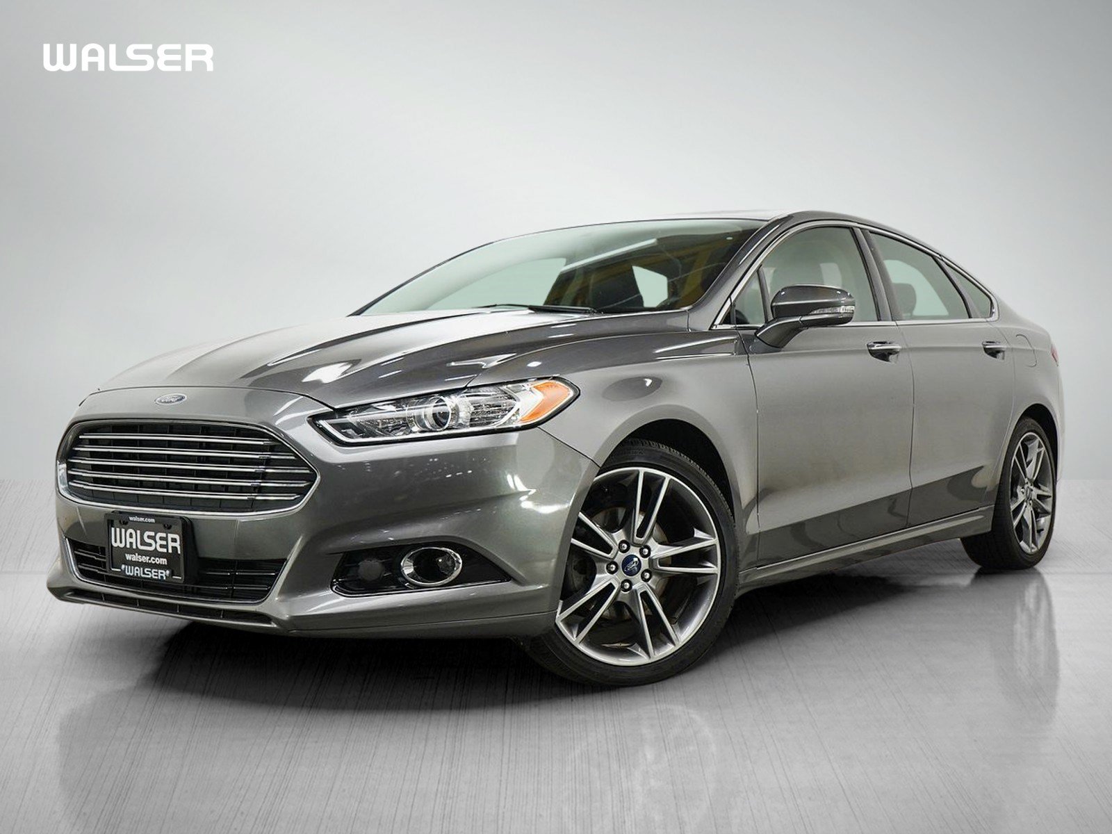 Used 2014 Ford Fusion Titanium FWD image 1