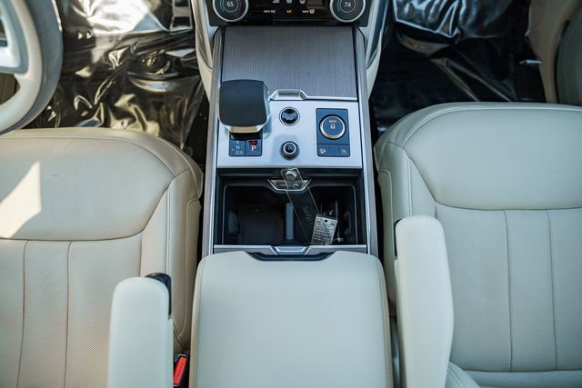 Used 2023 Land Rover Range Rover SE image 28