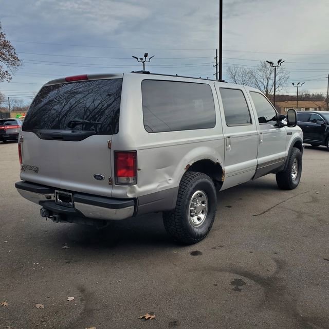 Used 2001 Ford Excursion XLT image 6
